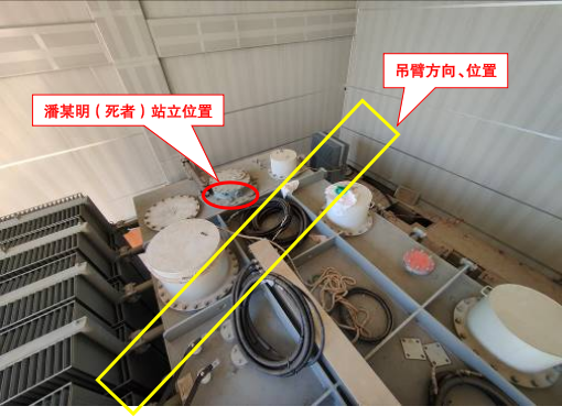 图5:变压器本体顶部及方位示意.png